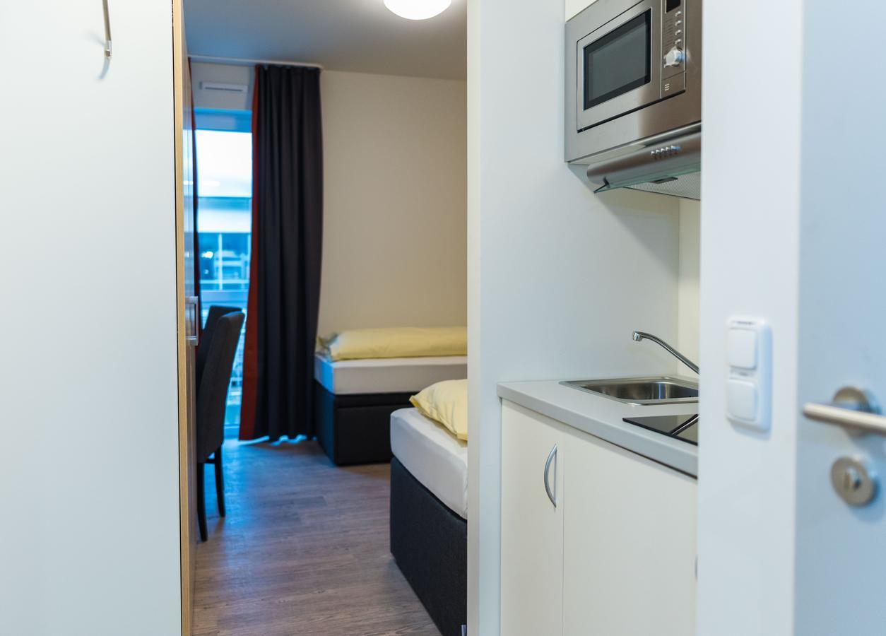 Hotel Staffelseestrasse Мюнхен Экстерьер фото